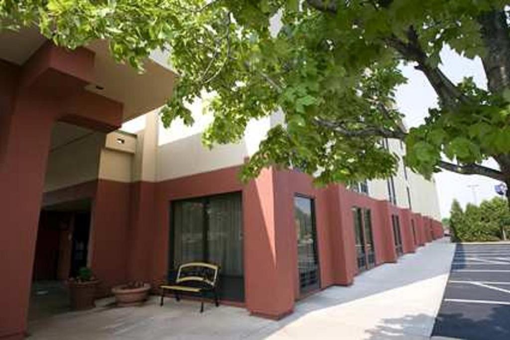 Hotel Concord Syracuse, Ascend Hotel Collection East Syracuse Dış mekan fotoğraf